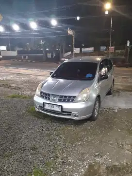 Grand Livina XV 2008