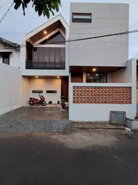 Town House Brand NEW - di Jagakarsa - Masih wilayah JAKSEL - 3.4M