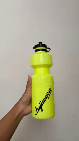 Tumbler for bike