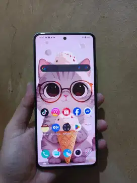 Vivo V29e 5G ram 8+8/256 Nominus pemakaian wajar nokendala siap pakai