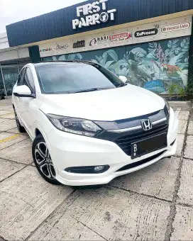 Honda hrv tipe prestige 1.8 putih 2015 service record