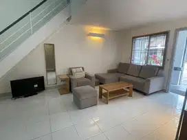 Disewakan Rumah Furnish Siap Huni Kota Baru Parahyangan Langka