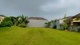 Tanah Luas Di Telaga Mediterania Tangerang