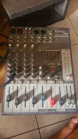 Mixer black widow mx6
