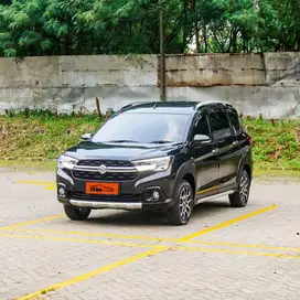 SUZUKI XL7 ZETA 1.5 AT 2022 HITAM