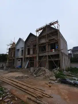 RUMAH 2 LANTAI FREE BIAYA