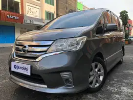 Pajak Panjang - Nissan Serena 2.0 Highway Star Bensin-AT 2015