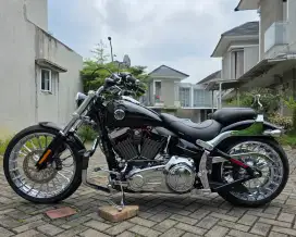 HD Breakout 2013
Odo 5.xxx KM (Slow going)
