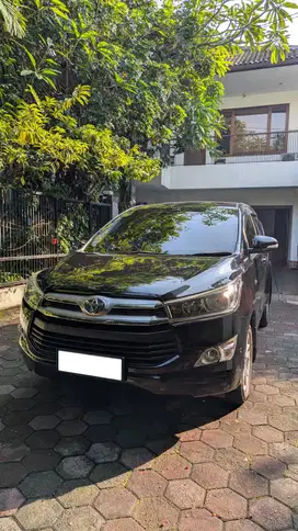 Toyota Kijang Innova V Series 2017 Tangan Pertama