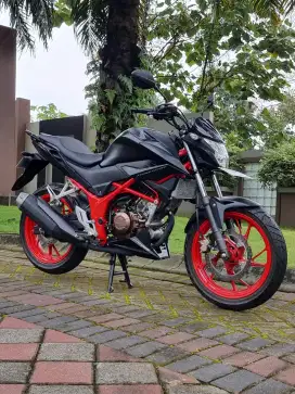 Odo 130 Perak Honda CB 150R Streetfire thn 2019 Like New