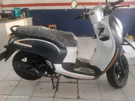 SCOOPY Fashion Blue 2023 Pajak Panjang - Maulana Motor