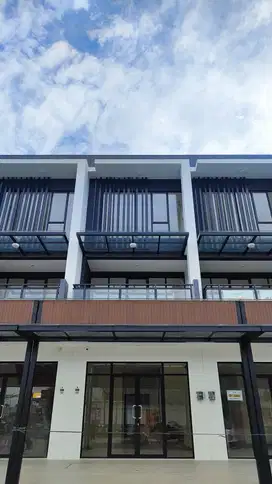 Disewakan Cepat Ruko Hampton evenue 3 Lantai Di Gading Serpong