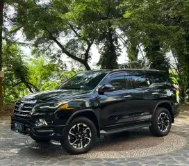 [ 4x4 ] Toyota Fortuner VRZ 2.8 GR Tetra Drive AT 2022