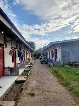 DIJUAL TANAH + BANGUNAN KONTRAKAN PANONGAN TANGERANG
