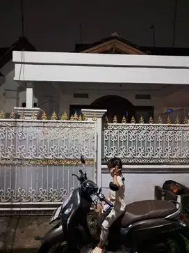 DIKONTRAKAN RUMAH PURI BINTARO HIJAU BEBAS BANJIR ADA GARASI