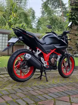 Odo 130 Perak Honda CB 150R Streetfire thn 2019 Like New