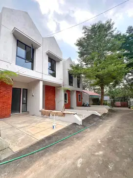 Rumah Baru Dalam Cluster Akses Dekat Ragunan Dijagakarsa Jaksel