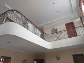 Rumah Di Sarijadi, 2,5 Lantai Area Komplek Setraduta Ada Tamannya