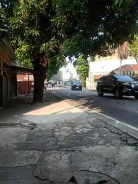 Dijual Tanah Komersial   di Puri Kembangan Raya nempel Permata Buana