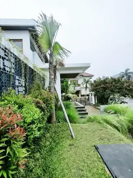 Rumah Mewah  di Lokasi Premium Pondok Indah