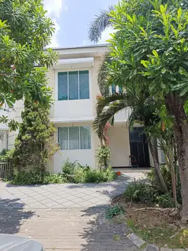 Dijual Rumah Wisata Bukit mas 2 Wiyung Luas 262 m² Harga 2,2M