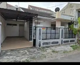 Disewakan  cat baru di Fajar indah