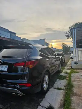 Hyundai Santa Fe 2017 Bensin