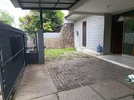 Disewakan Rumah Luas Komplek Arcamanik Endah dkt GRIYA Strategis|SW019