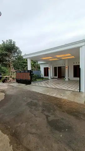 RUMAH BESAR BANGUNAN BARU  SIAP HUNI  Unnes Gunungpati