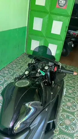 R25 2015 3 tech livery repaint hitam polos