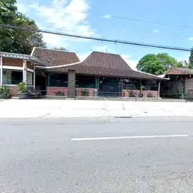 Resto aktif baru luas plus rumah tinggal di Gatak Sukoharjo