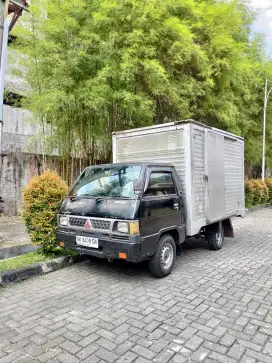 Mitsubishi L 300 box 2.5cc tahun 2009