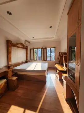 Rumah full furnish setra duta kota bandung