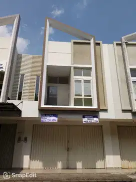 Disewakan  Ruko Vasana di Harapan Indah Bekasi