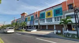 Ruko Strategis Kompleks Toko dan Bisnis di Solo Baru