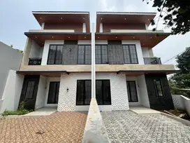 Dijual Rumah Mewah Siap Huni Di Sukahati Cibinong