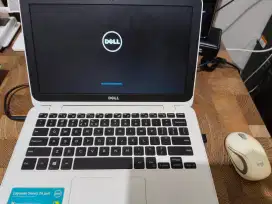 Dell Netbook Warna Putih