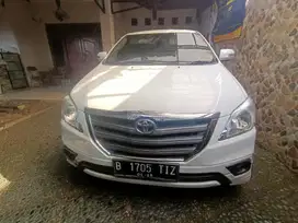 Toyota Kijang Innova 2015 Bensin