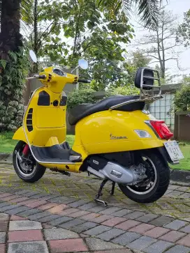 Vespa GTS 150 Super ABS Odo 10rb Koko Motor