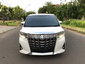 Toyota Alphard 3.5 Q 2021