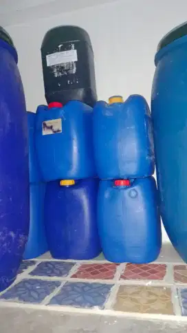 Drum Plastik untuk 250 Kg dan 30 Liter