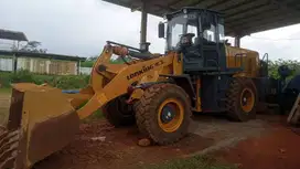 LOADER LONKING CDM 833 ( LIKE NEW !!! )