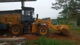 LOADER LONKING CDM 833 ( LIKE NEW !!! )