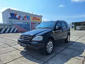 Mercedes-Benz ML320 2000 Bensin