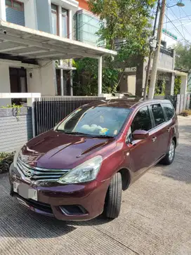 Nissan Grand Livina SV 2014 Matic AT Livina 2013 Livina 2015 SV 2012