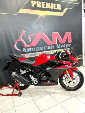DP 3jt Honda New CBR150R USD RH 2023 Merah hitam super cakep
