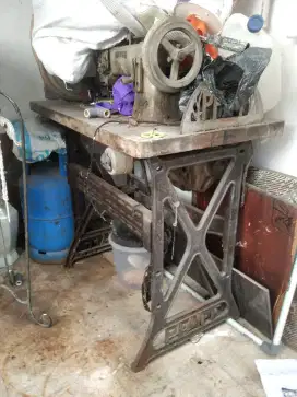 Kaki mesin jahit genjot