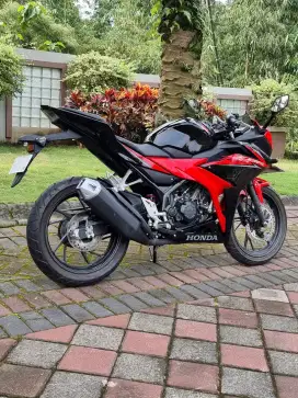Like New Honda CBR 150R thn 2018 Odo 130 Perak Koko Motor