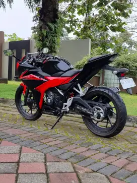 Like New Honda CBR 150R thn 2018 Odo 130 Perak Koko Motor