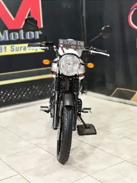 Kawasaki W175 Cafe series Reg 2022 silver retro clasik